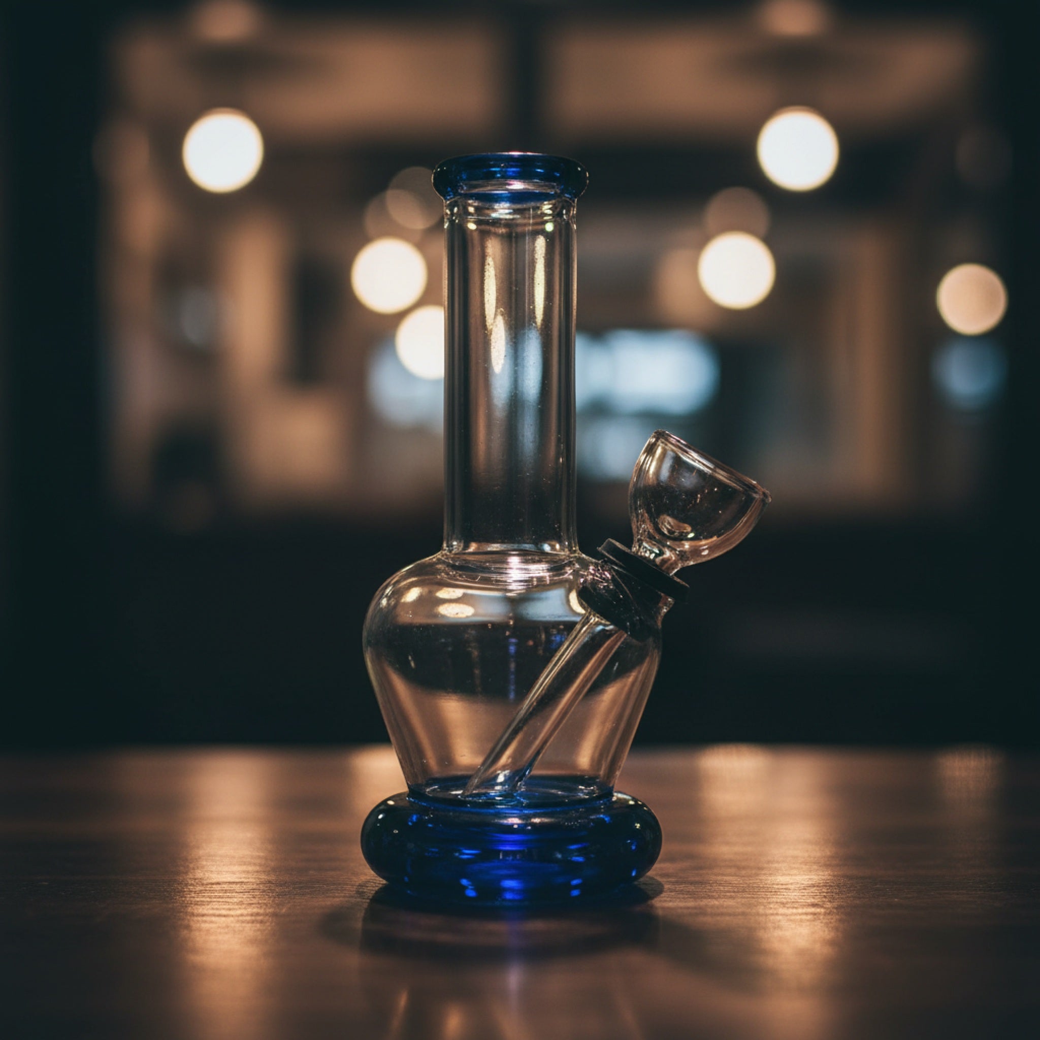 Portable Two Tone Carb Bong - 5in - Image 6