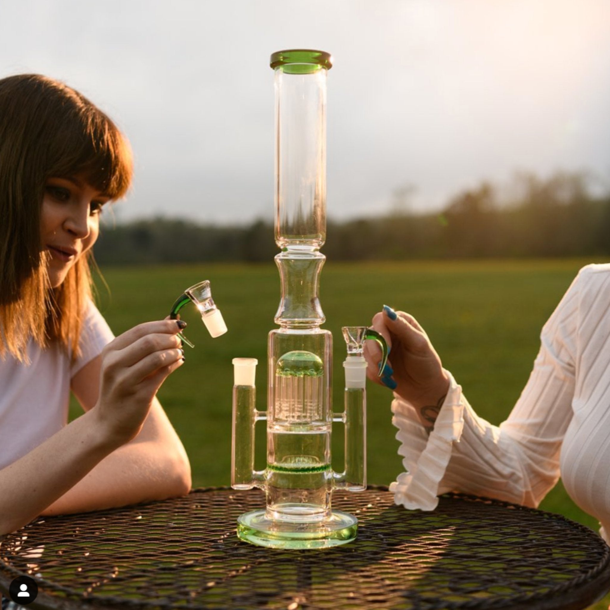 2 Bowl Trophy Bong - 19in - Image 5