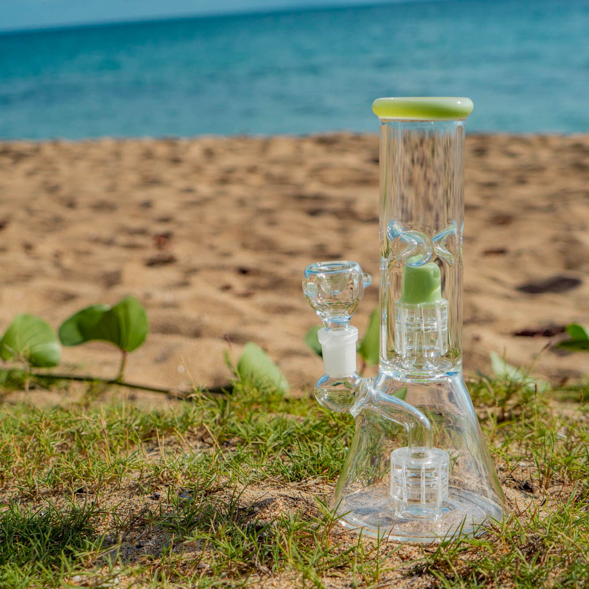 Color Tip Double Matrix Beaker Bong - 8 inches - Image 5