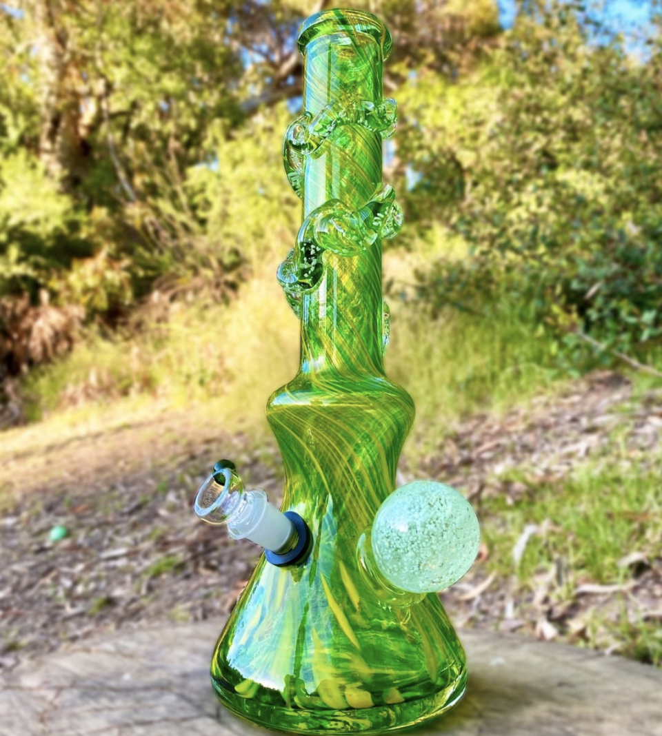 Dappled Sphere Beaker Bong - 14in - Image 7