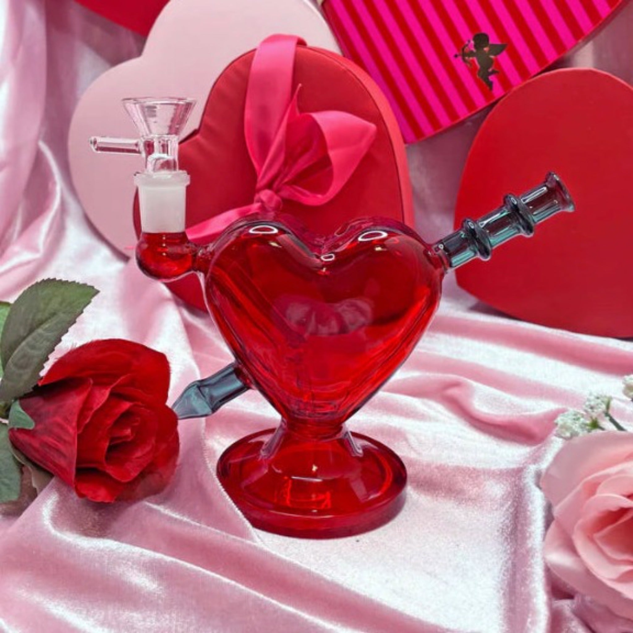 Don't Go Breakin' My Heart Bong - 6in - Image 2