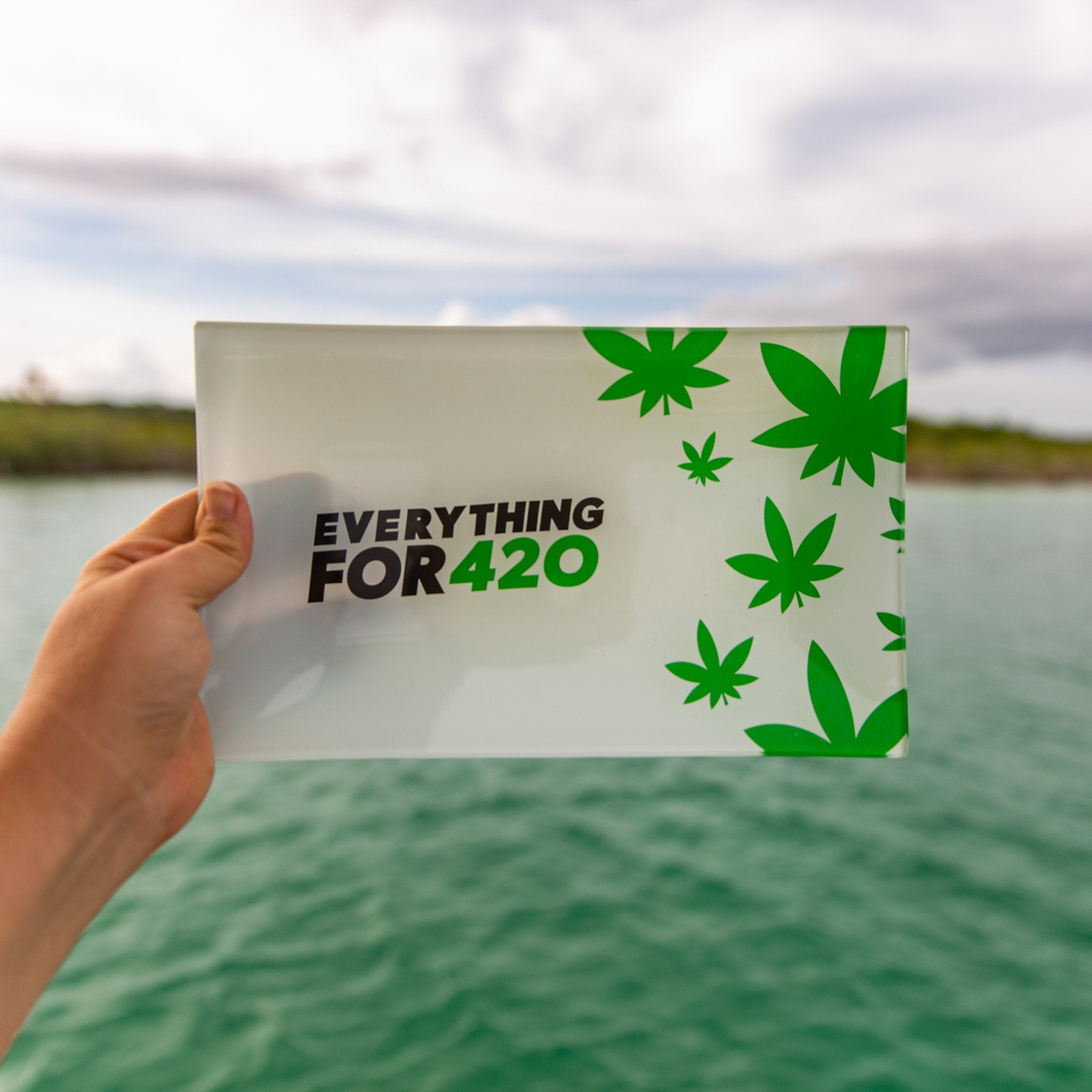 EF420 Glass Rolling Tray - Image 3