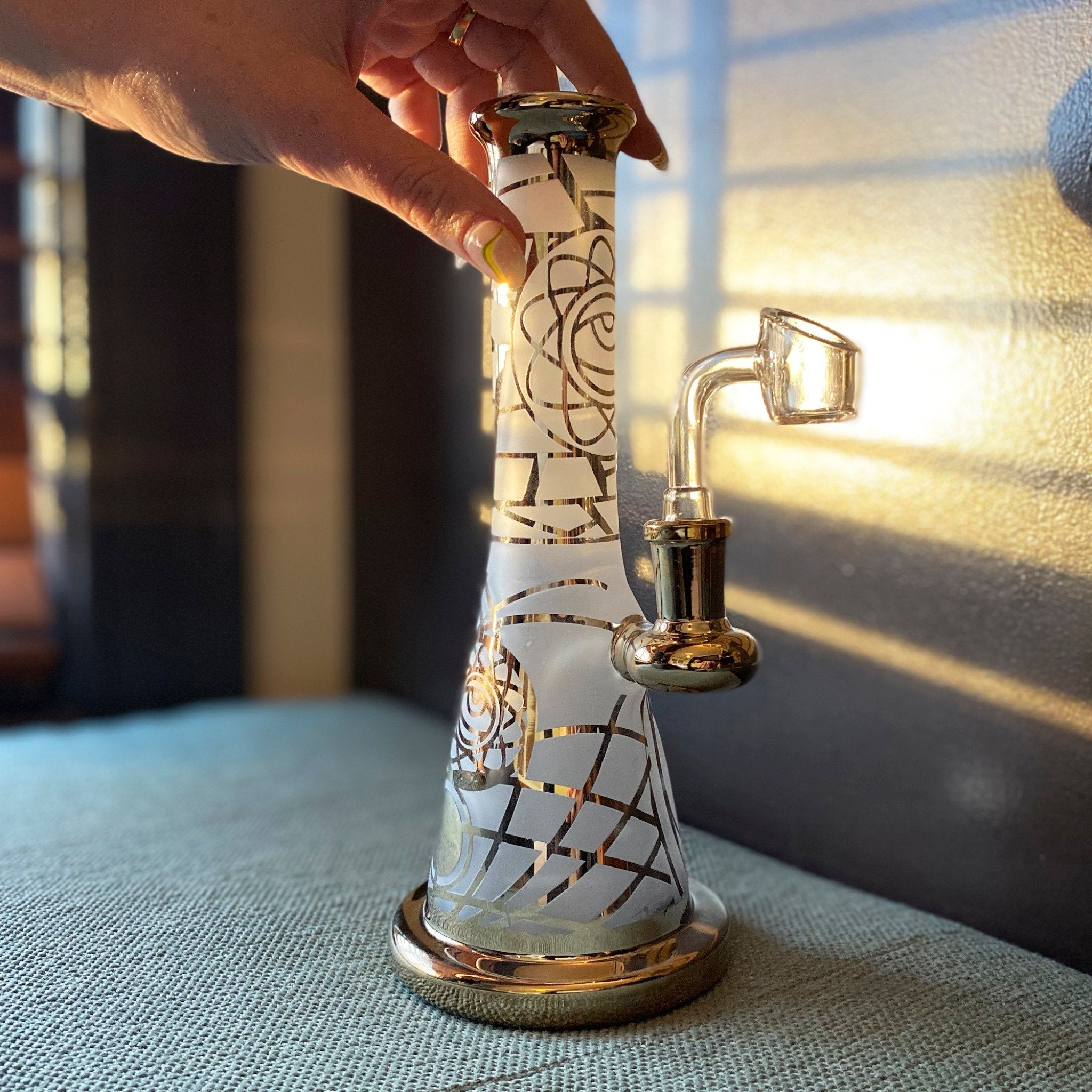 Genie In A Bottle Dab Rig - 9in - Image 2