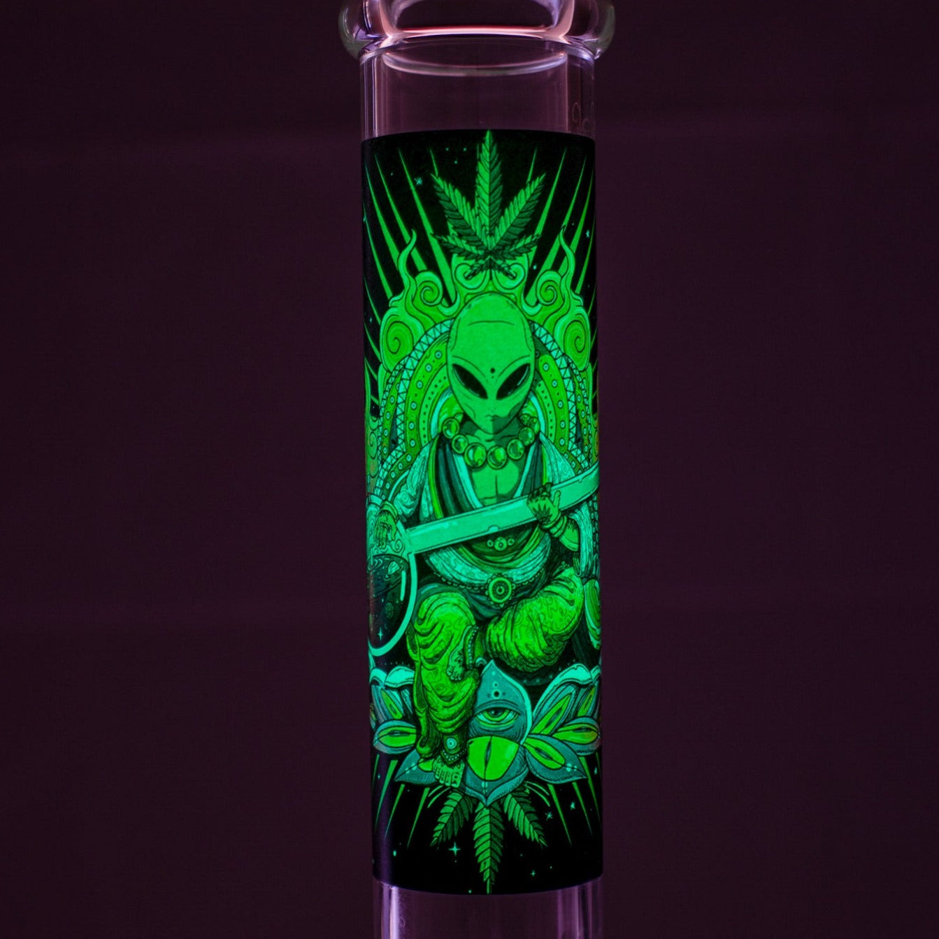 Glow In The Dark Space Alien Bong - 14in - Image 4