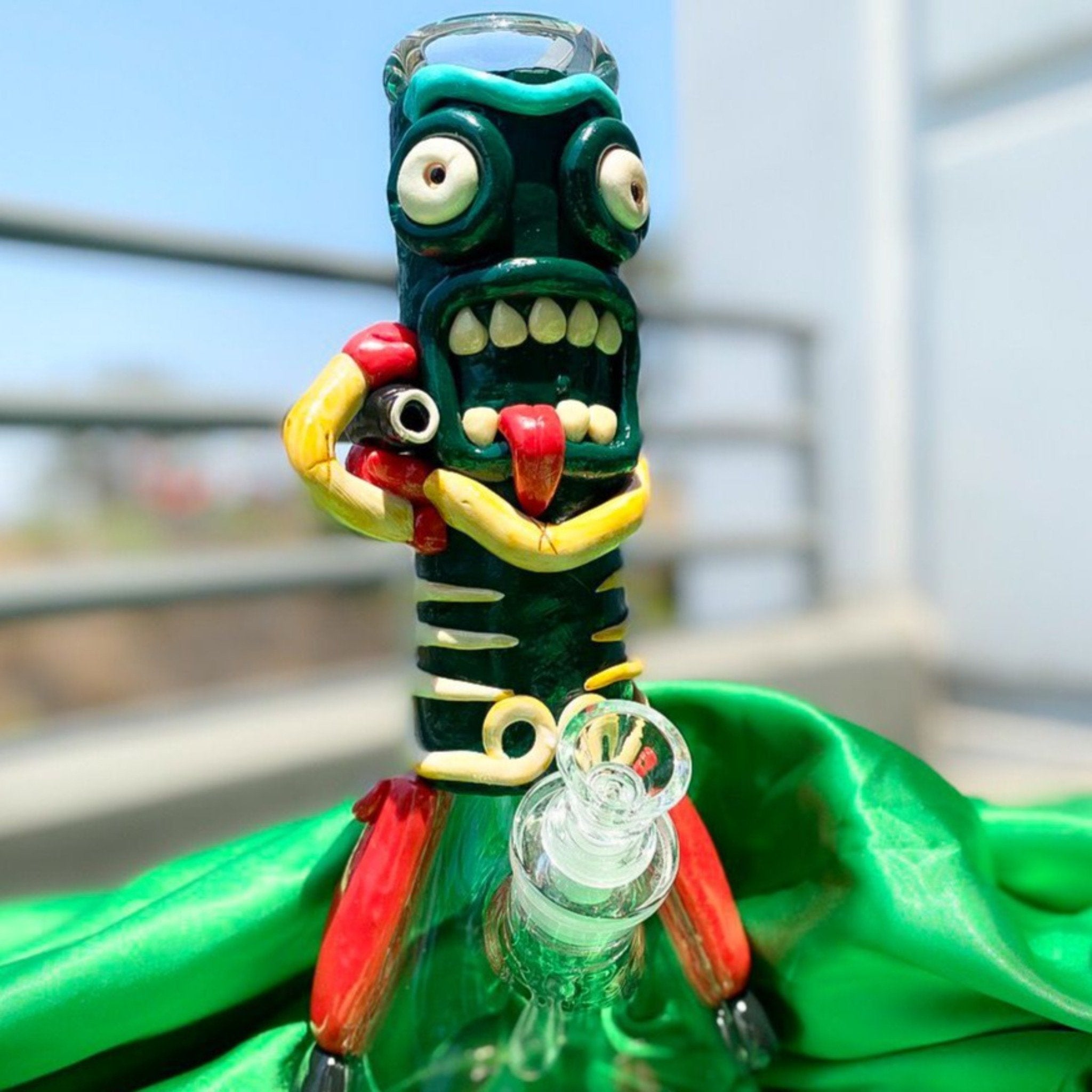 Glowing Mythical Protector Bong - 12.5in - Image 2