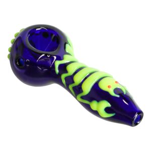 Glowing Scorpion Pipe - 4.5in