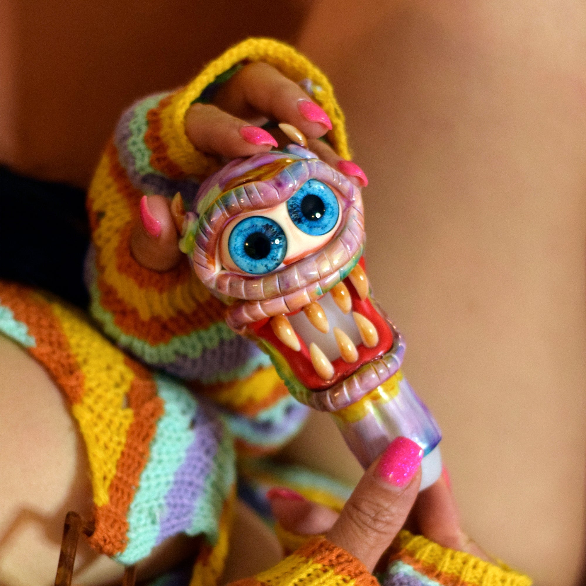 Grinning Monster Pipe - 5in - Image 3