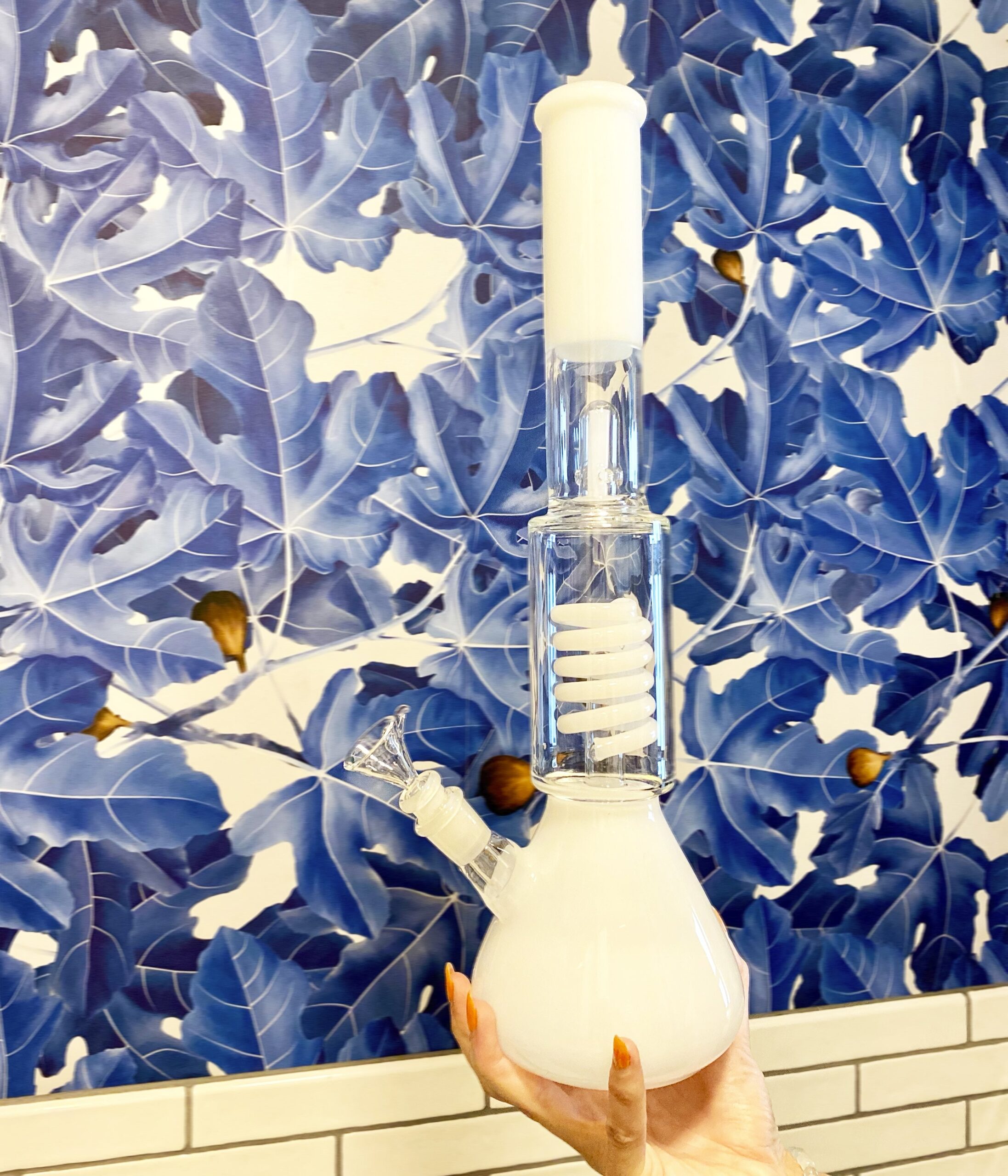 Levitating Coil Beaker Bong - 16in - Image 2