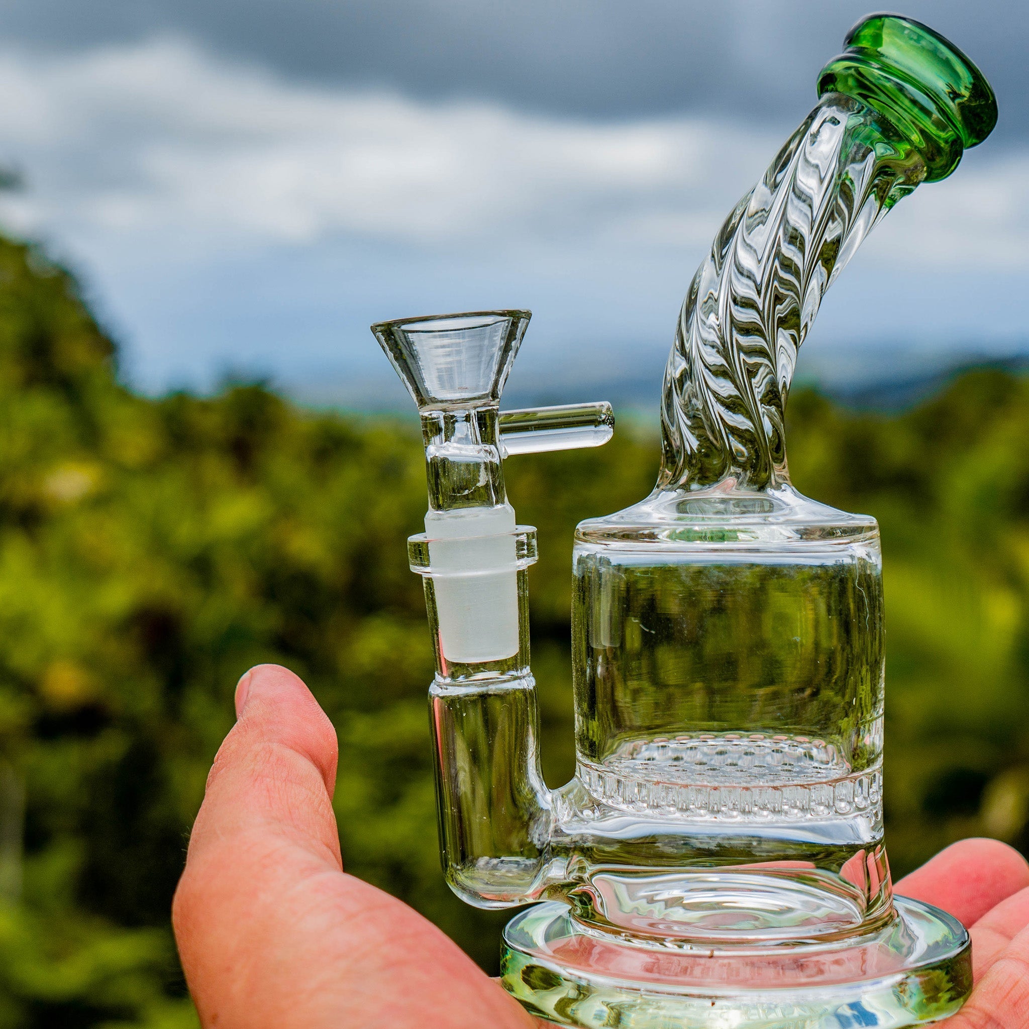 Mini Honeycomb Bong - 6.5in - Image 4