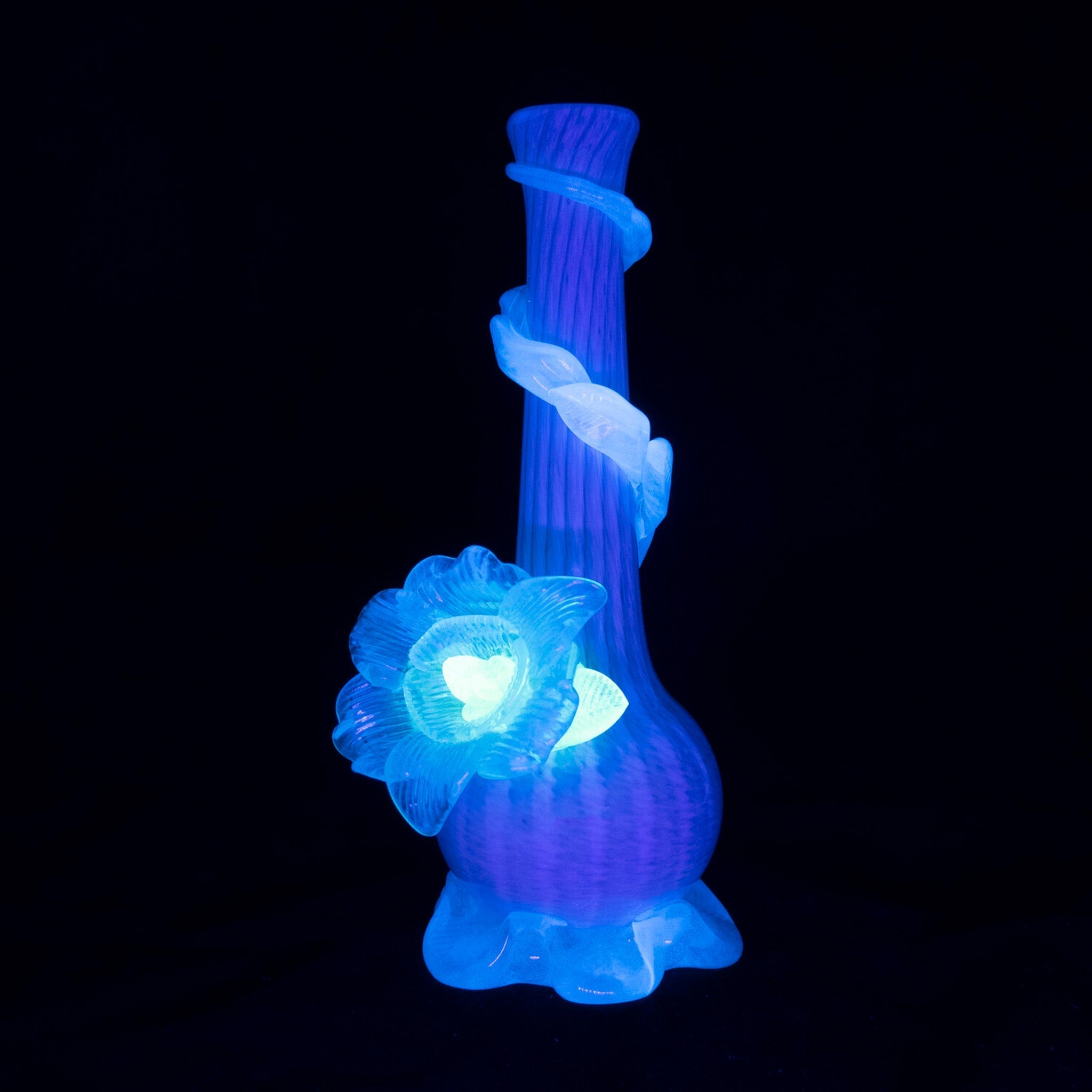 Noble Glass Glow in the Dark Flower Bong - 12in - Image 3