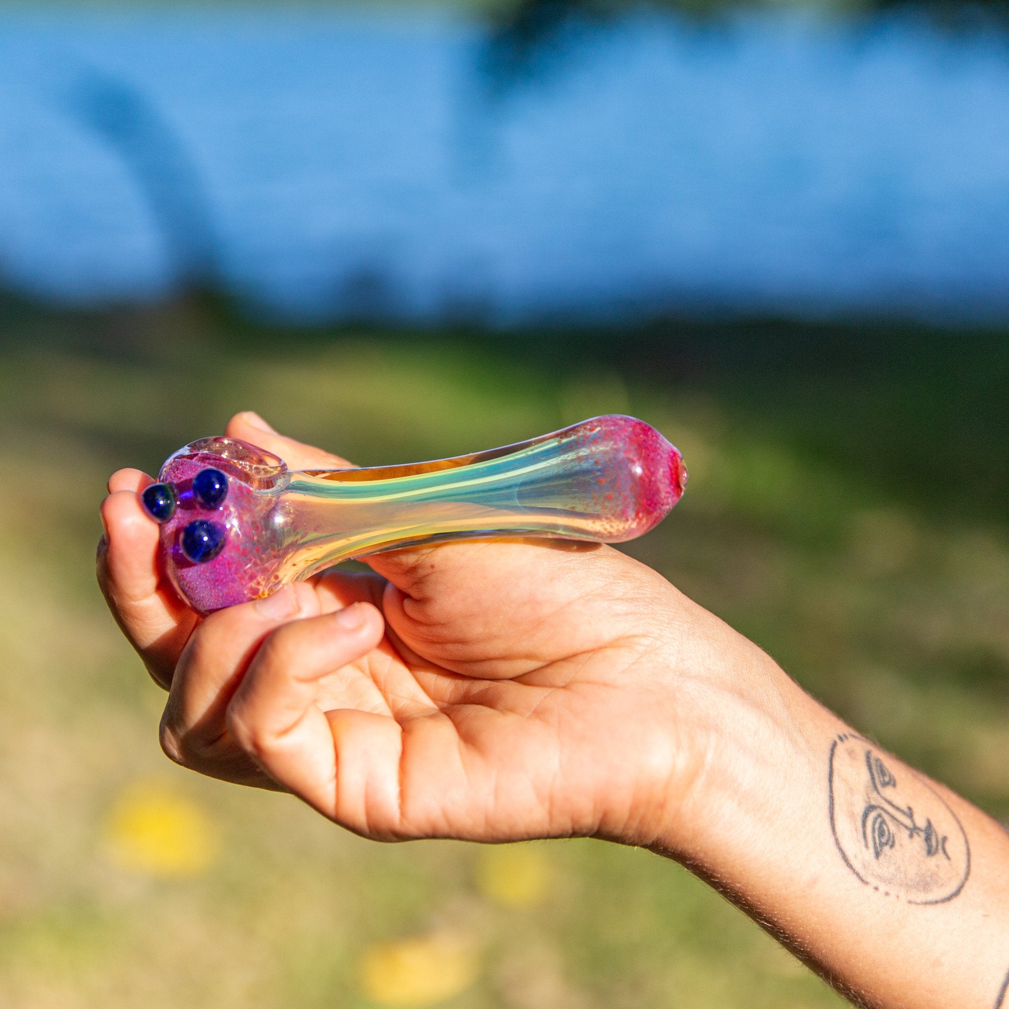 Pink Komodo Glass Pipe - 4.5in - Image 3