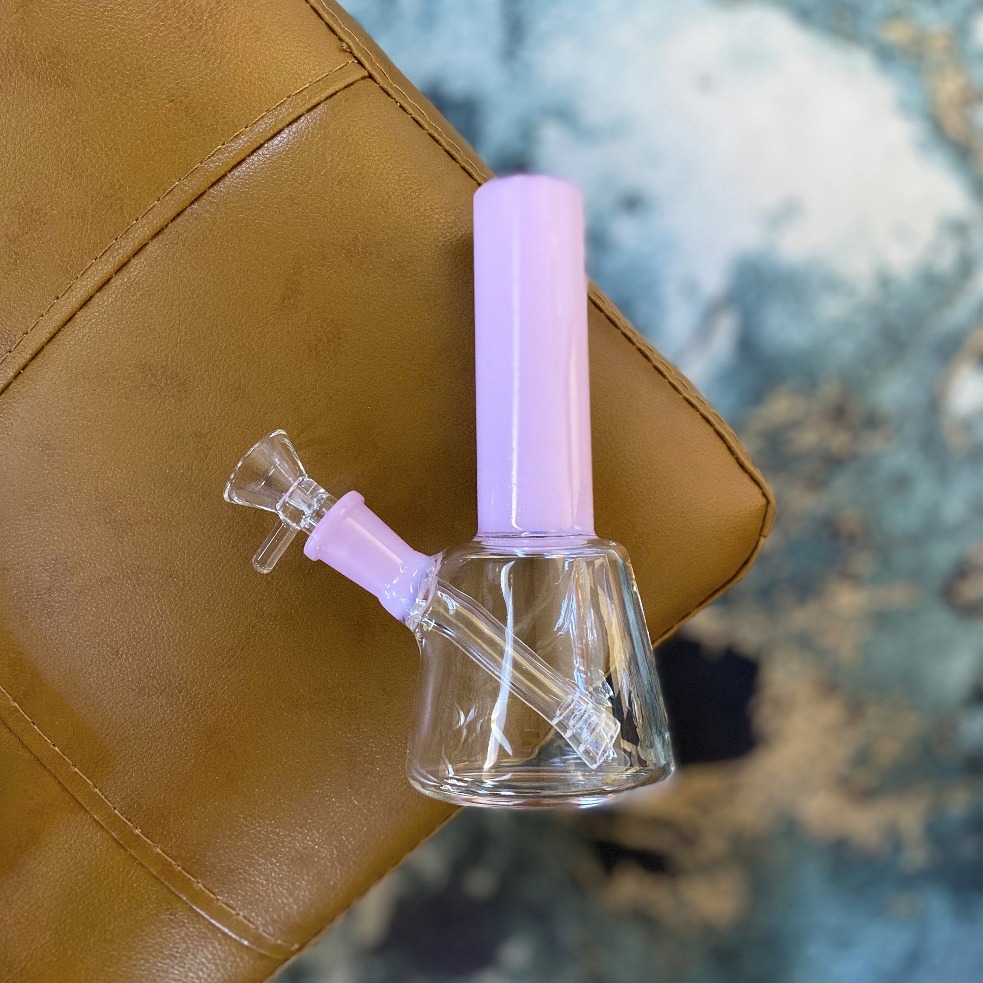 Pink Mod Bong - 7in - Image 4