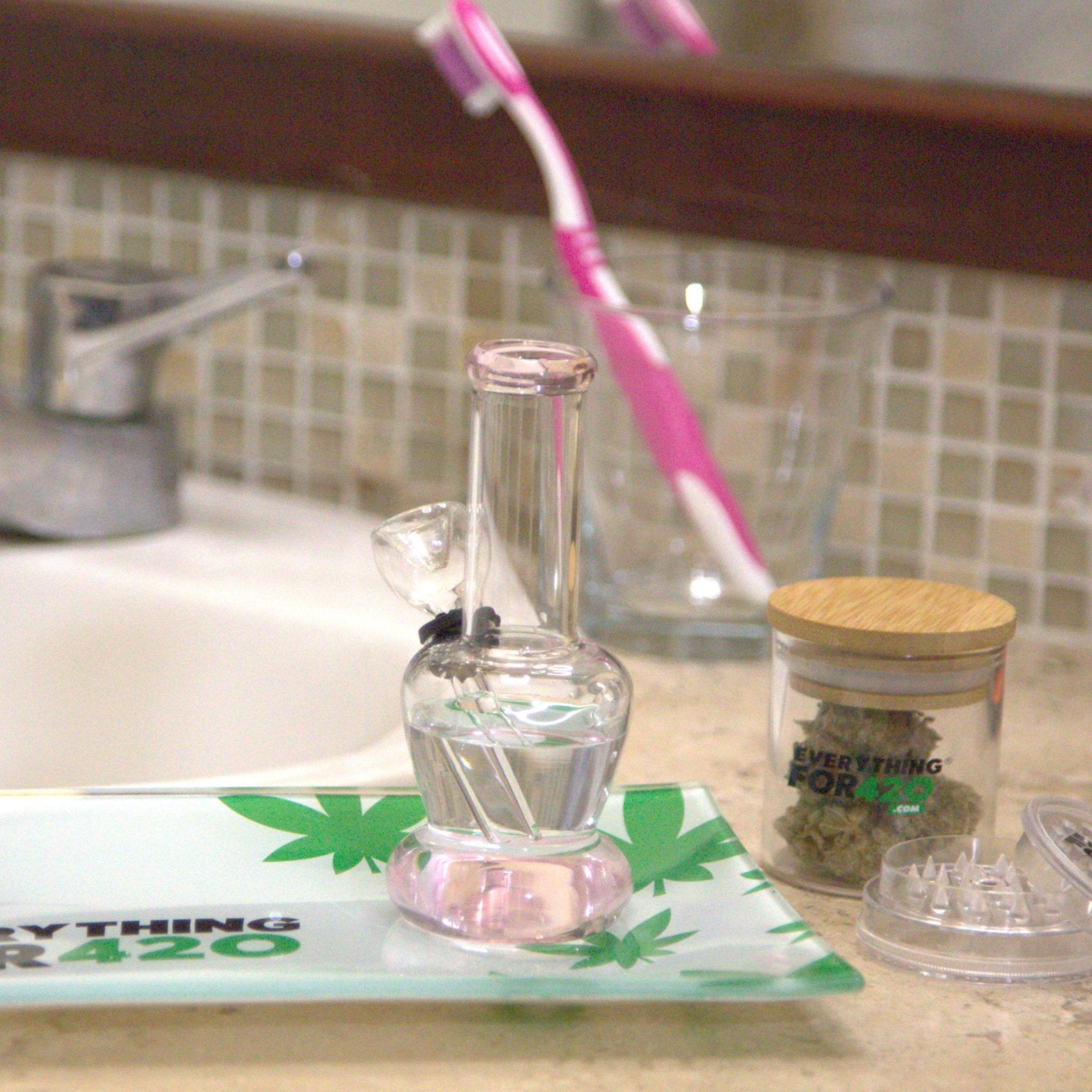 Pink Portable Two Tone Carb Bong - 5in - Image 2