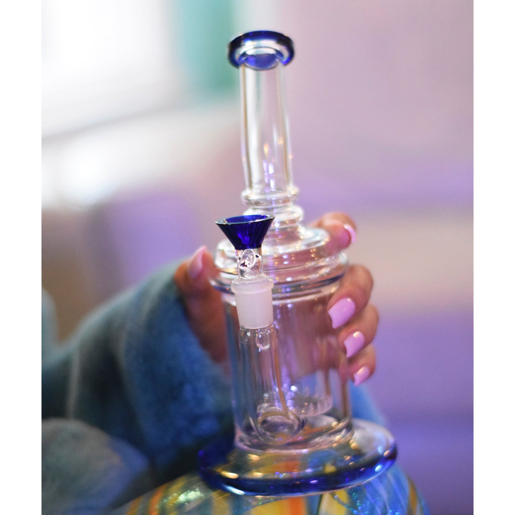 Suspension Perc Bong - 8in - Image 4